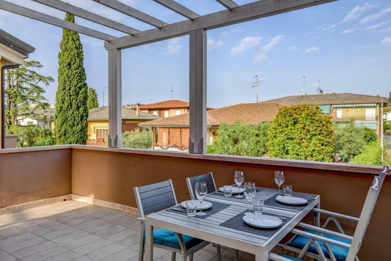 My Peschiera Family Home Deluxe ペスキエーラ・デル・ガルダ エクステリア 写真